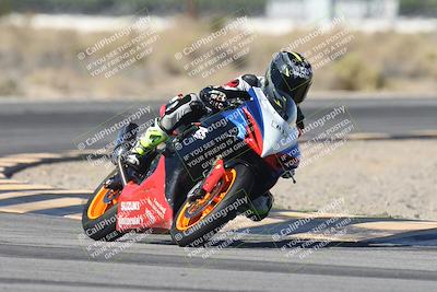 media/Oct-30-2025-Racers Edge (Thu) [[dabbdaf680]]/3-B Group/Session 4 Turn 16/